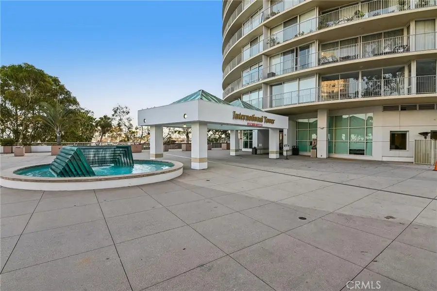 700 E Ocean Boulevard #1208, Long Beach, CA 90802 - #2