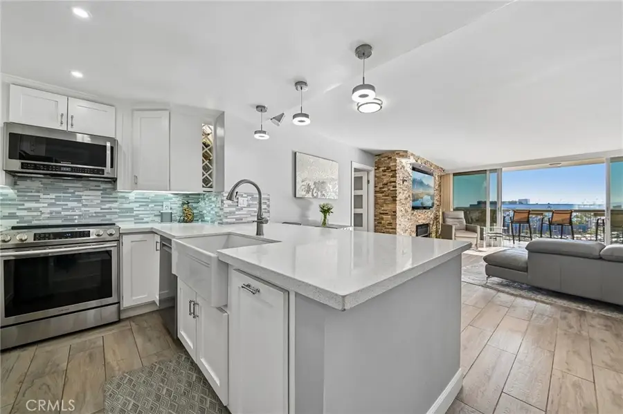 700 E Ocean Boulevard #1208, Long Beach, CA 90802 - #3