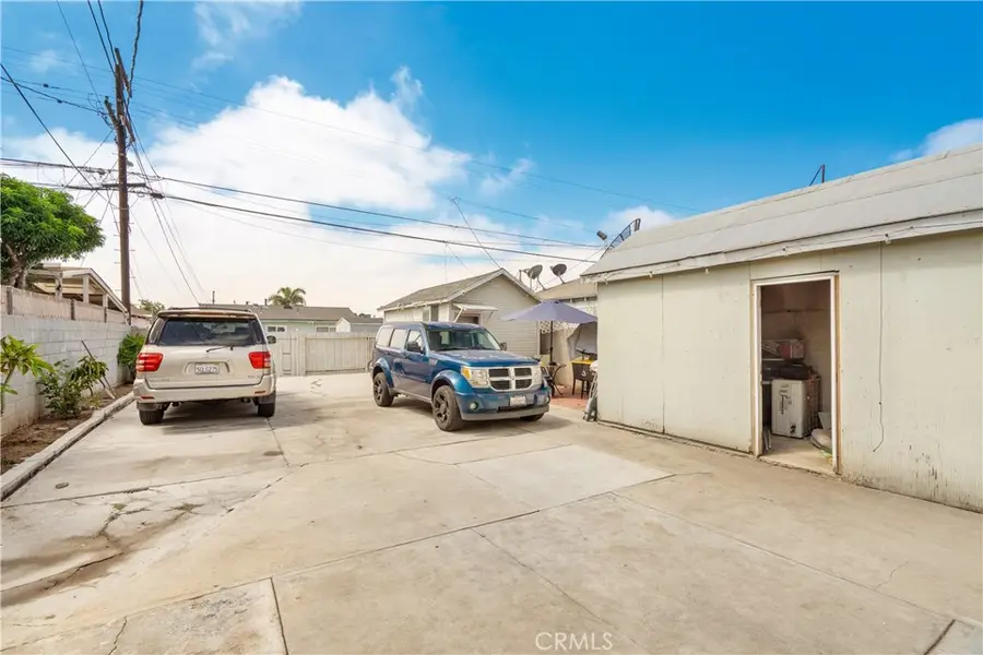 1206 E Cruces, Wilmington, CA 90744 - #2