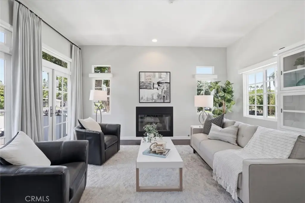 702 S Broadway #A, Redondo Beach, CA 90277 - #1