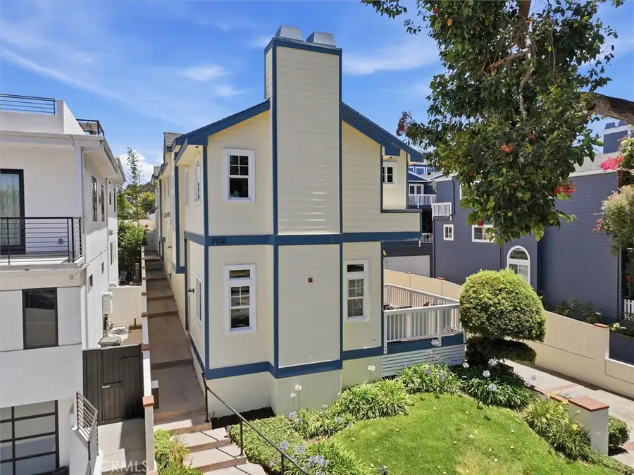 702 S Broadway #A, Redondo Beach, CA 90277 - #2