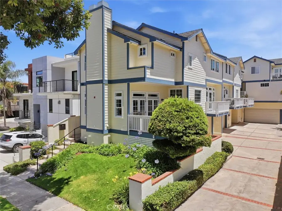 702 S Broadway #A, Redondo Beach, CA 90277 - #3