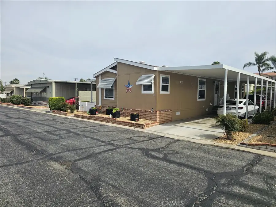 2205 W Acacia Avenue #16, Hemet, CA 92545 - #2