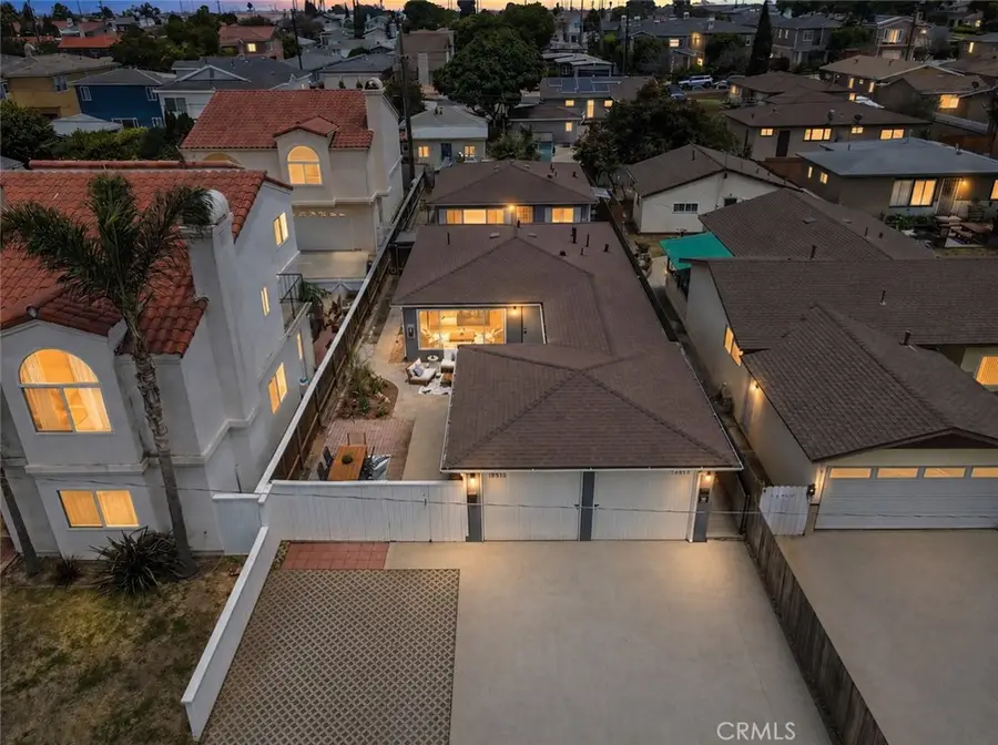 18506 Kingsdale Avenue, Redondo Beach, CA 90278 - #2