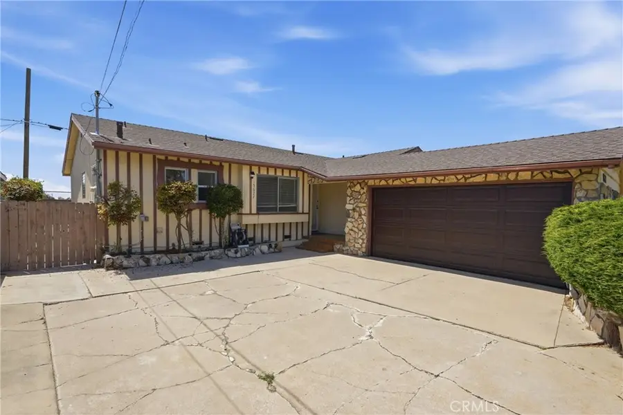 15627 E Prairie Avenue, Lawndale, CA 90260 - #2
