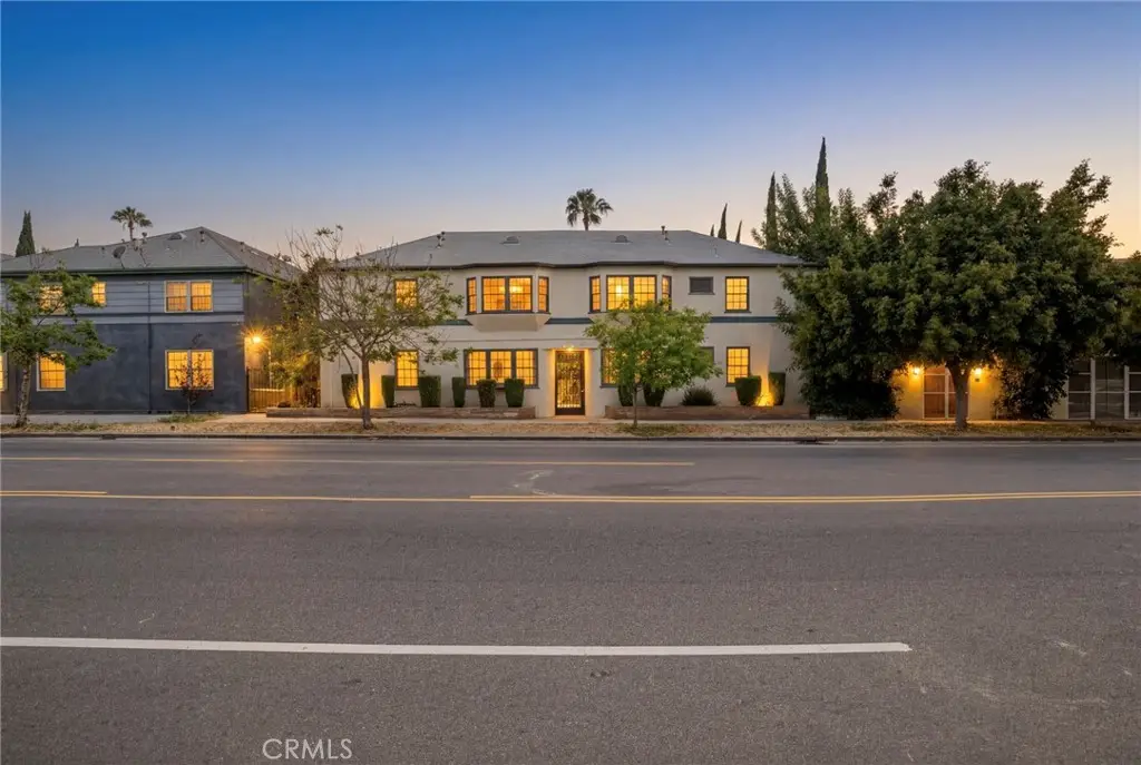 1215 S Fairfax Avenue, Los Angeles, CA 90019 - #1