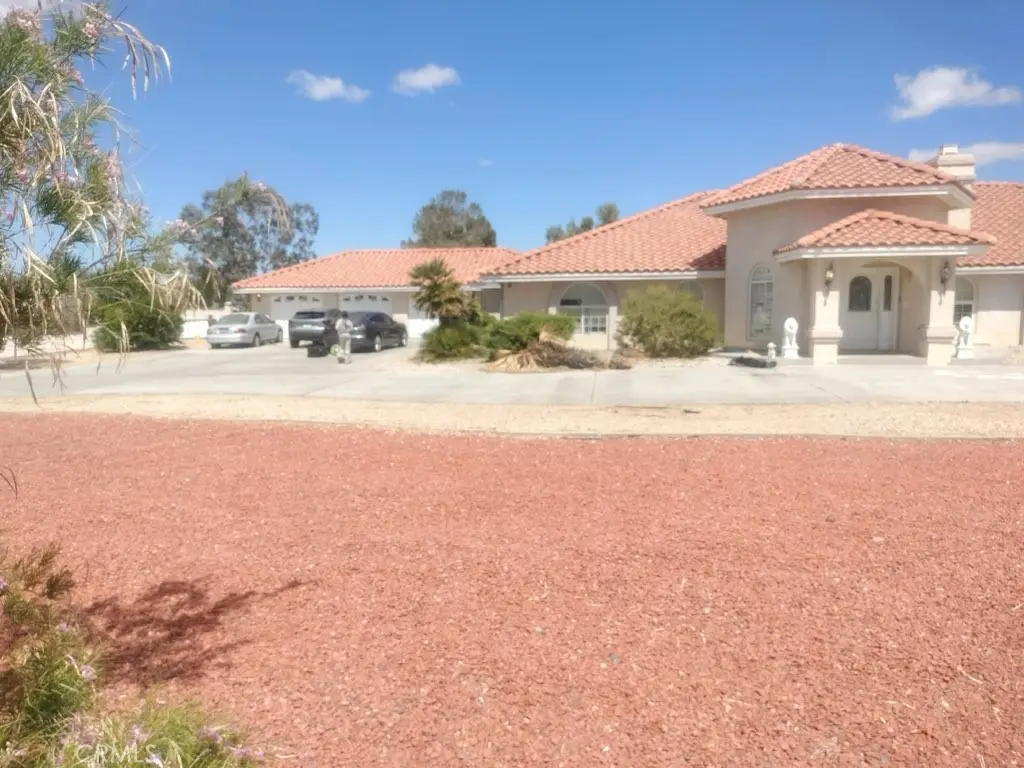 20305 Rancherias Road, Apple Valley, CA 92307 - #1