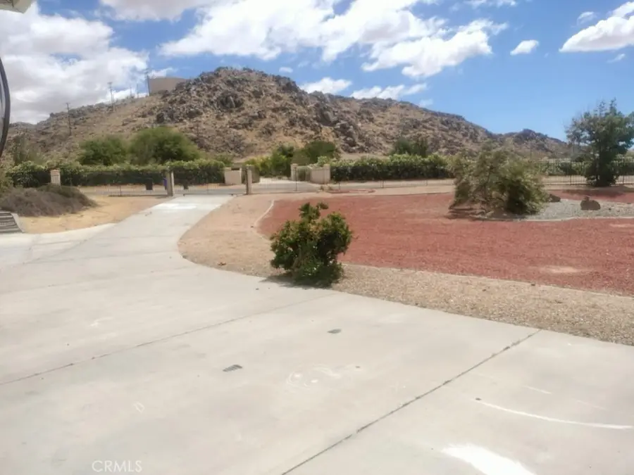 20305 Rancherias Road, Apple Valley, CA 92307 - #2
