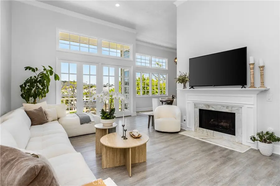 2254 The Terrace, Los Angeles, CA 90049 - #3