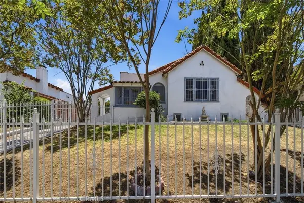 2136 W 75th Street, Los Angeles, CA 90047