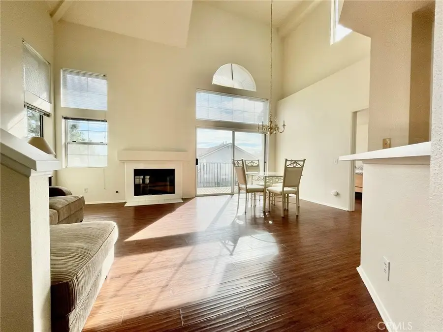 350 Via Capri #201, Corona, CA 92879 - #2