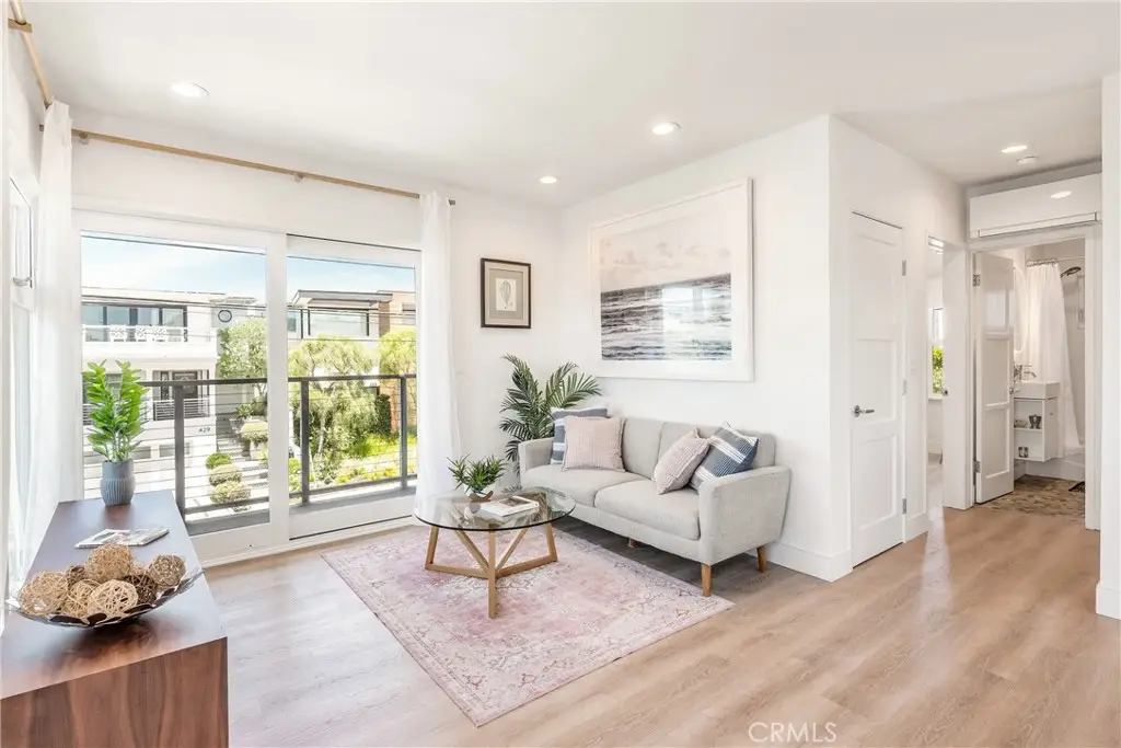 428 25th, Hermosa Beach, CA 90254 - #1