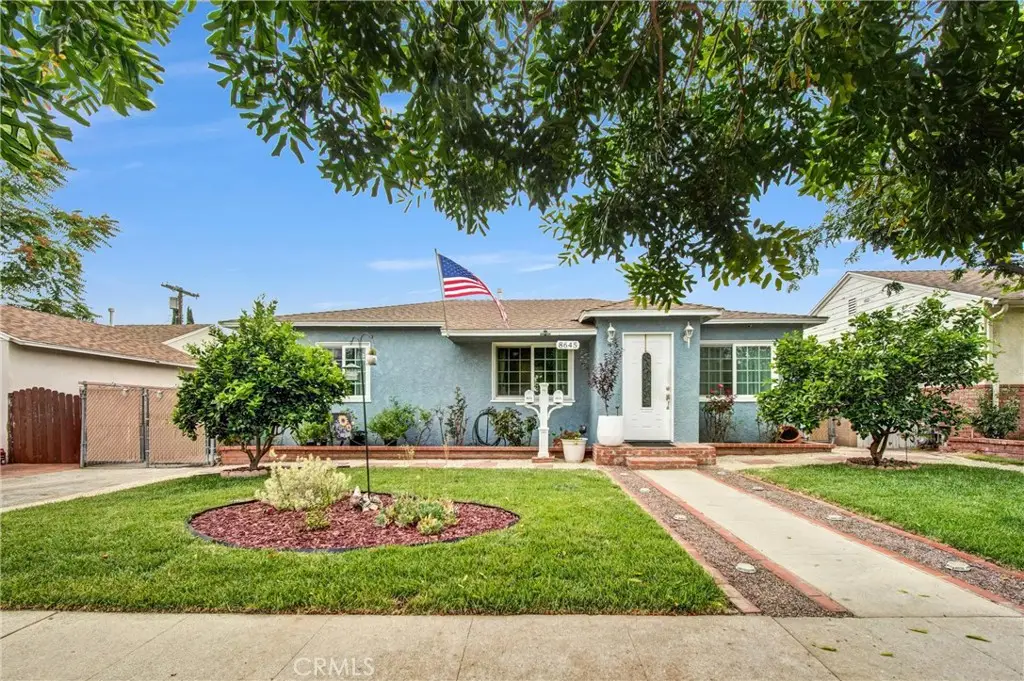 8645 Wakefield, Panorama City, CA 91402 - #1