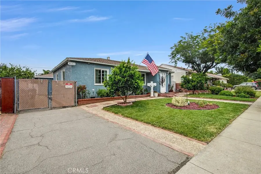 8645 Wakefield, Panorama City, CA 91402 - #2