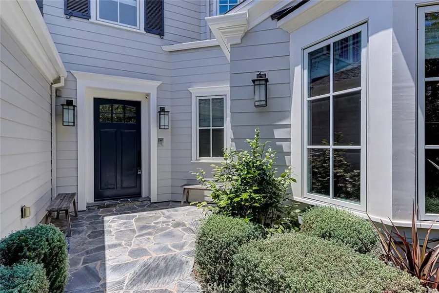 3311 Elm Avenue, Manhattan Beach, CA 90266 - #3
