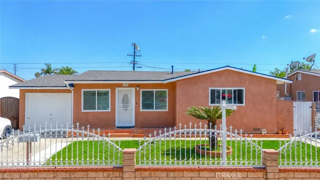 164 E 235th Street, Carson, CA 90745 - #1
