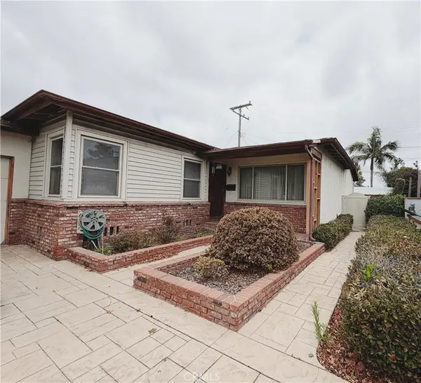13318 Grider Ave, Hawthorne, CA 90250