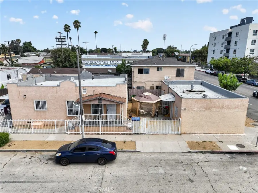 251 E 105th, Los Angeles, CA 90003 - #2