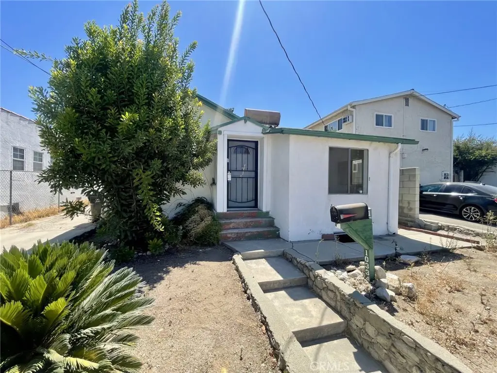 10334 Plainview, Tujunga, CA 91042 - #1