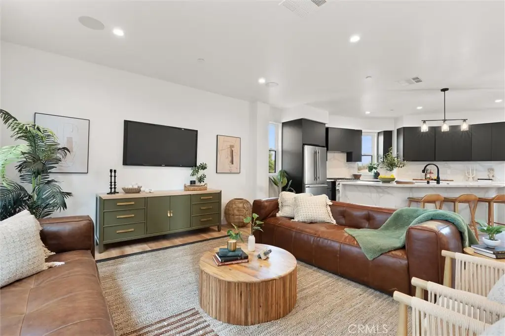 6059 N Tujunga Avenue, North Hollywood, CA 91606 - #1