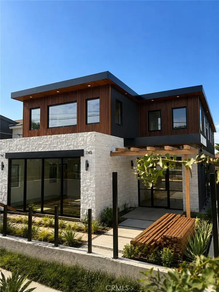745 35th Street, Manhattan Beach, CA 90266 - #2