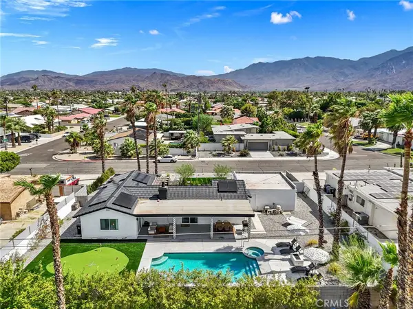 3030 E Vincentia, Palm Springs, CA 92262