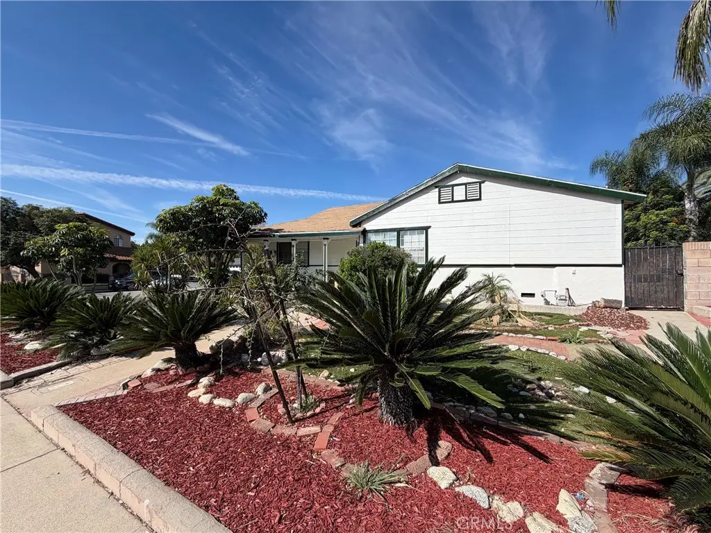 479 Carleton Avenue, Claremont, CA 91711 - #1