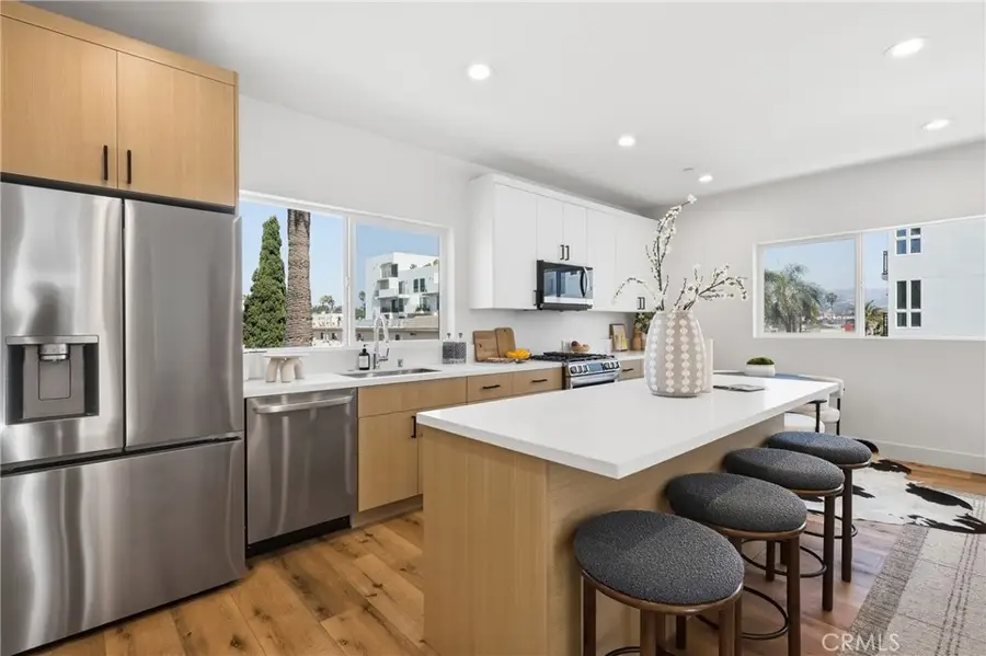 638 N Ardmore Avenue, Los Angeles, CA 90004 - #2