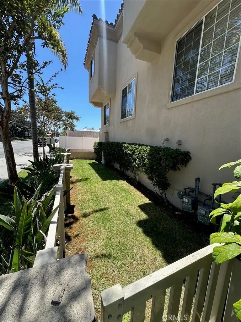 815 Van Ness Ave Unit A, Torrance, CA 90501 - #3