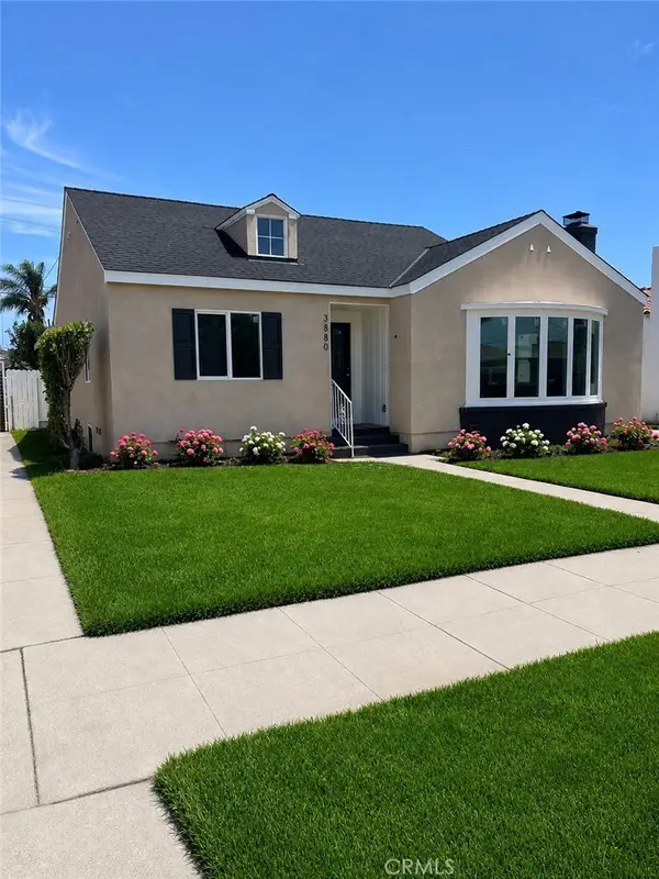 3880 Olmsted Avenue, Los Angeles, CA 90008
