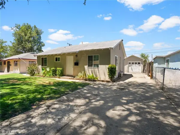 2404 Roxbury Dr, San Bernardino, CA 92404