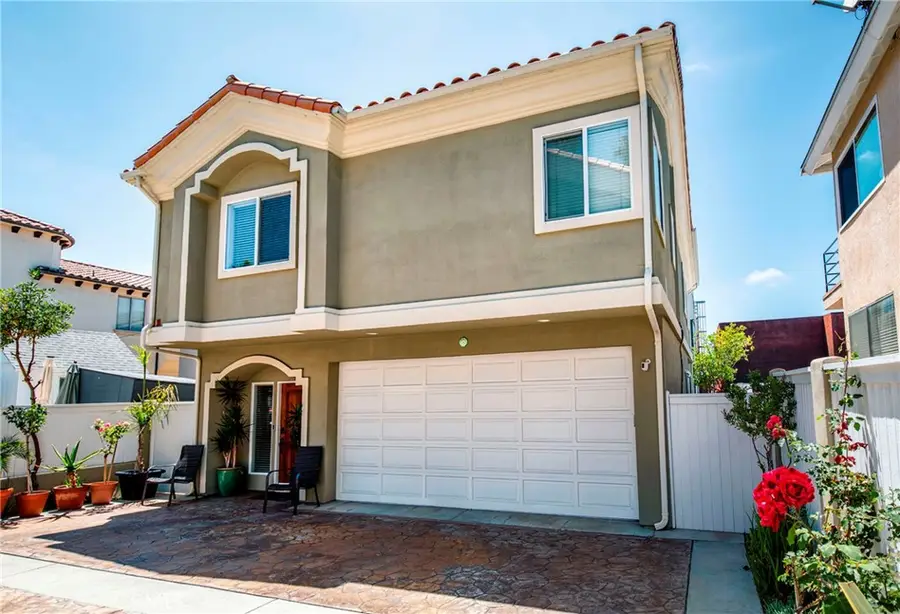 211 S. Francisca Avenue #B, Redondo Beach, CA 90277 - #2