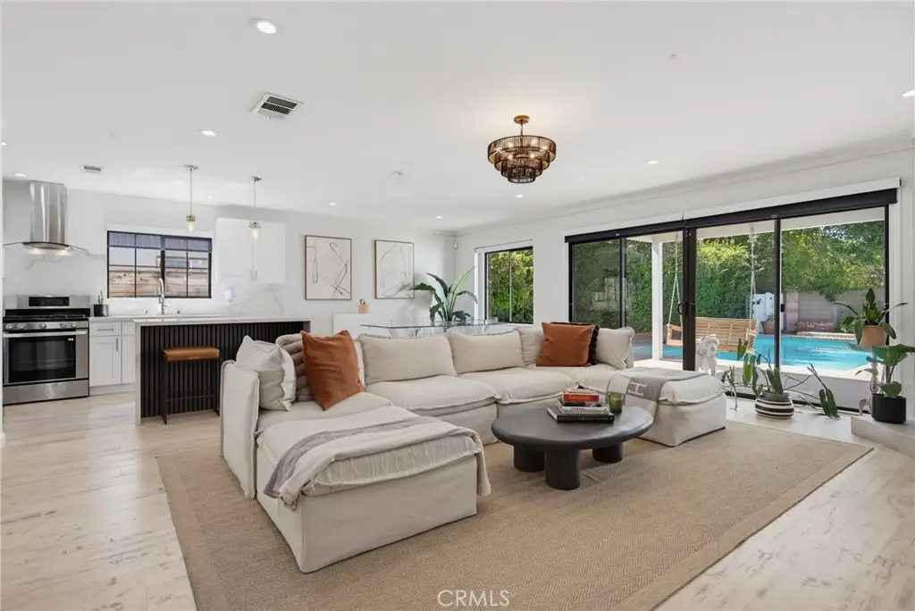 13547 Bessemer Street, Sherman Oaks, CA 91401 - #1