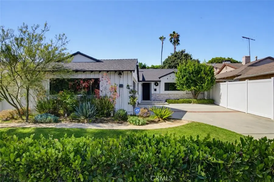 13547 Bessemer Street, Sherman Oaks, CA 91401 - #2