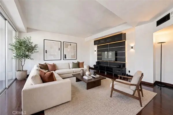 7250 Franklin Avenue #804, Los Angeles, CA 90046