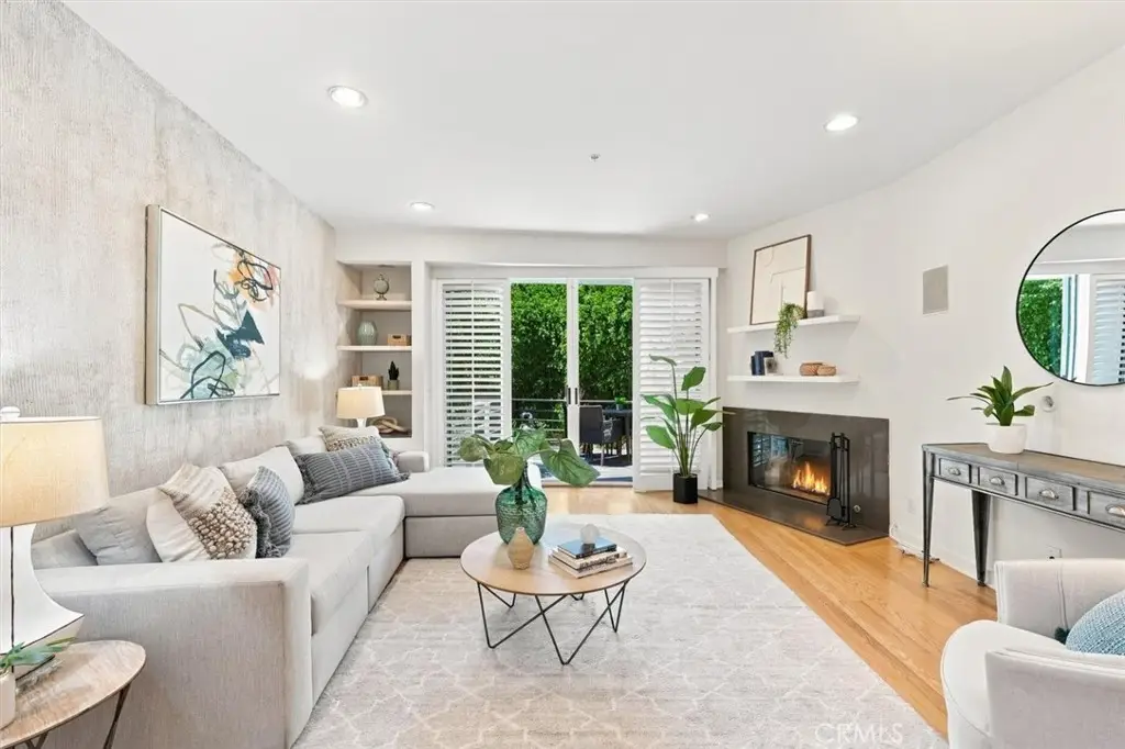 943 14th Street #101, Santa Monica, CA 90403 - #1