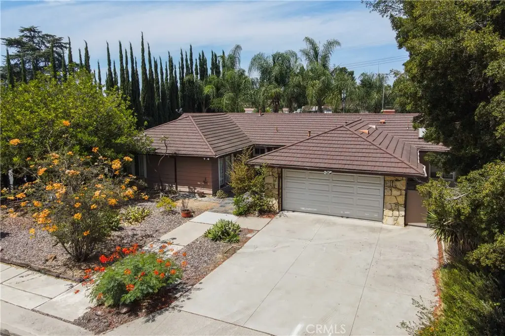 993 Verona, Fullerton, CA 92835 - #1