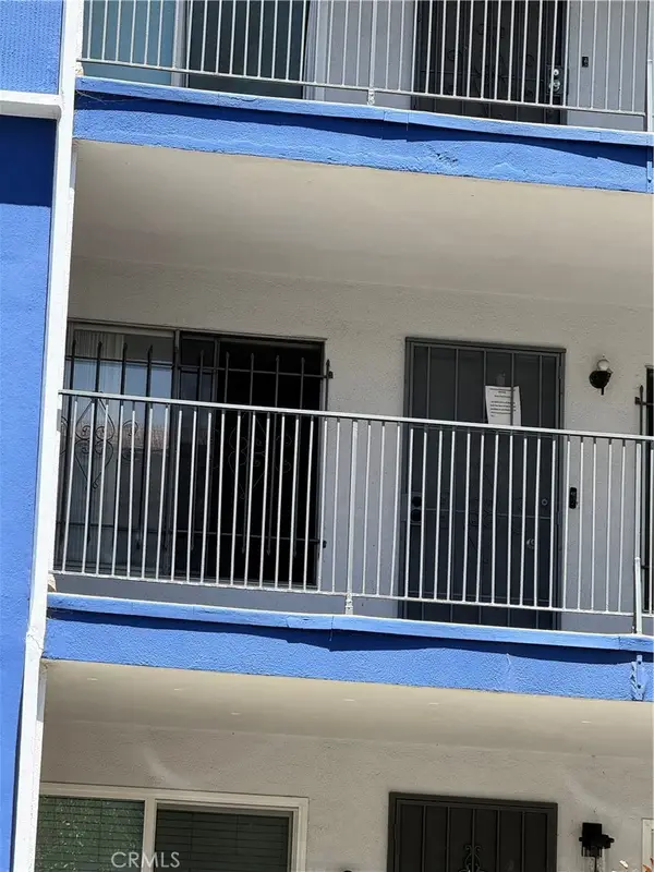 801 E 1st Street #10, Long Beach, CA 90802