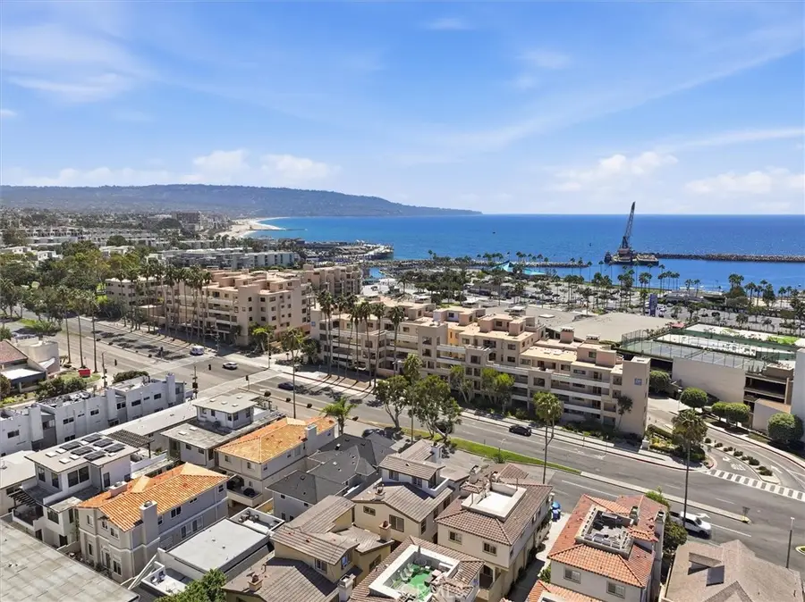 310 N Catalina #A, Redondo Beach, CA 90277 - #2