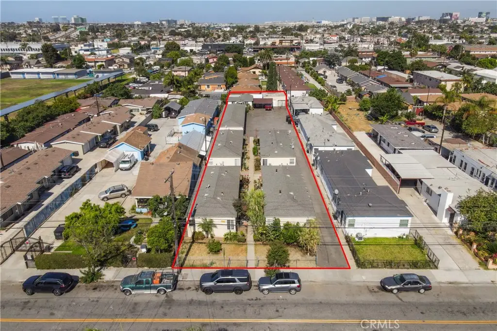 10901 S Freeman, Inglewood, CA 90304 - #1