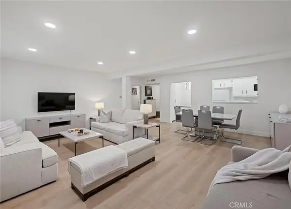 4700 Natick #204, Sherman Oaks, CA 91403