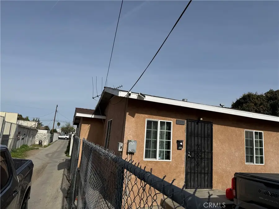 1515 E Young, Wilmington, CA 90744 - #3