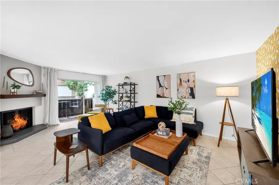 15020 Victory #104, Van Nuys, CA 91411 - #2
