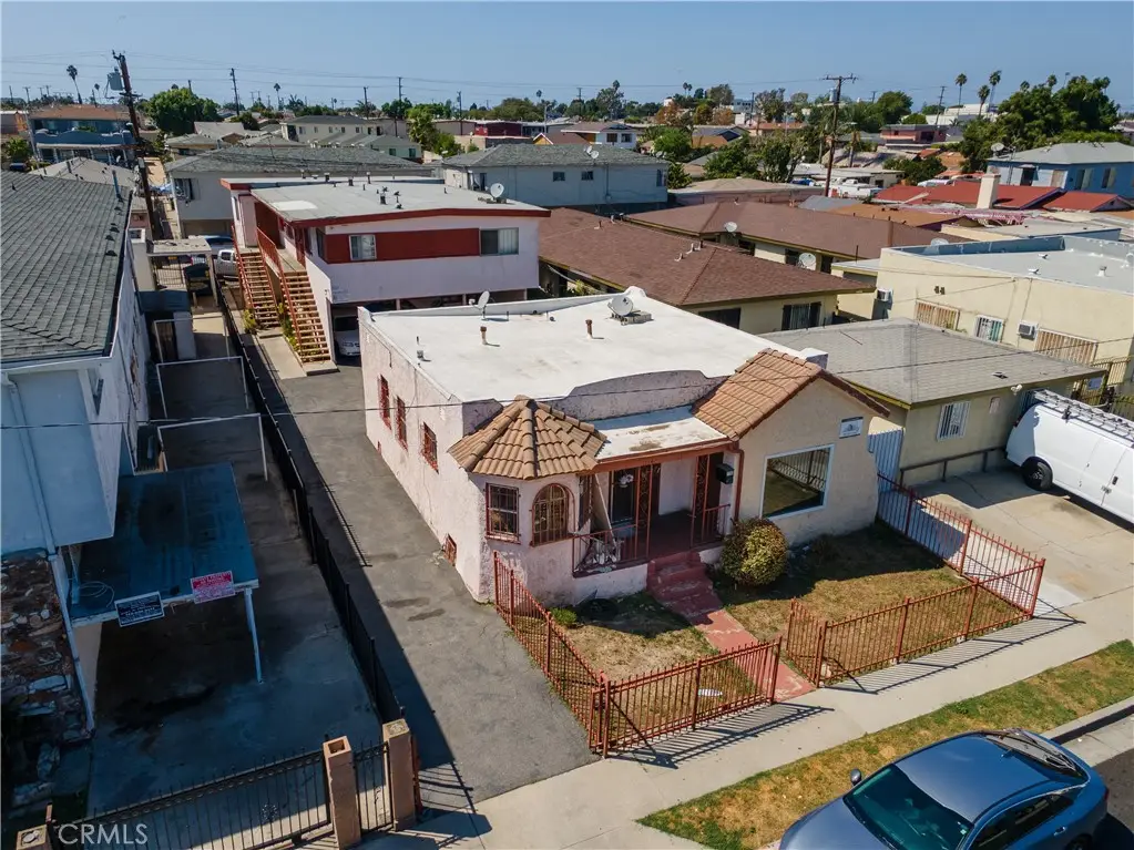 11145 Raymond, Los Angeles, CA 90044 - #1