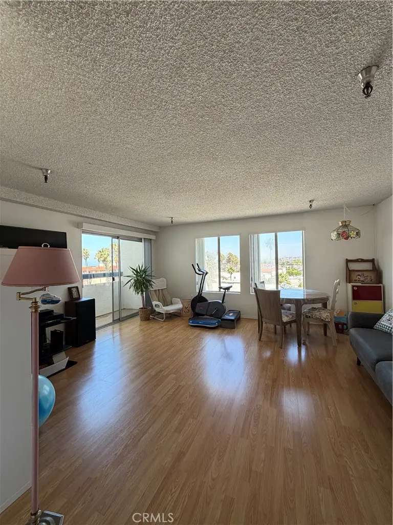 200 S Catalina Avenue #407, Redondo Beach, CA 90277 - #2