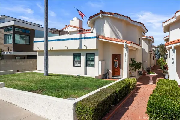 1833 11th Street #B, Manhattan Beach, CA 90266