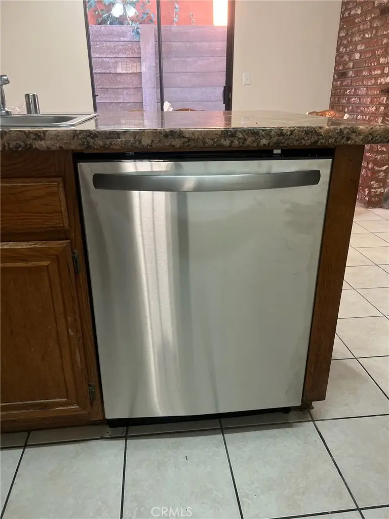 6100 Arbutus Avenue #2, Huntington Park, CA 90255 - #3