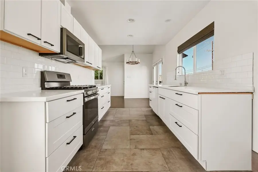 889 W 25th, San Pedro, CA 90731 - #3