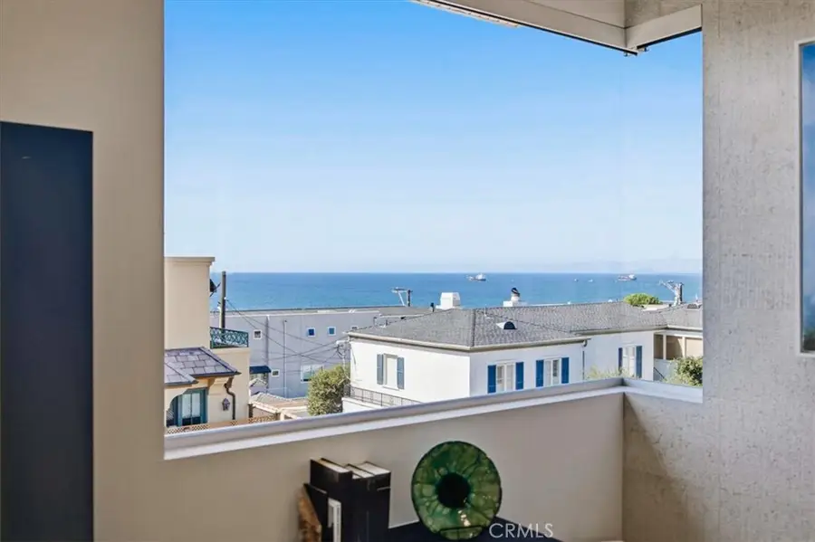 2404 Alma Ave, Manhattan Beach, CA 90266 - #3