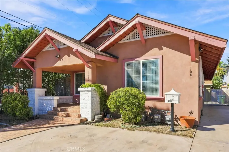 1659 W 39th, Los Angeles, CA 90062 - #2